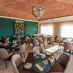 马林堡高尔夫及乡村俱乐部酒店