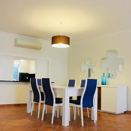 Golfe And Country Club Курортный комплекс Каштру-Марин