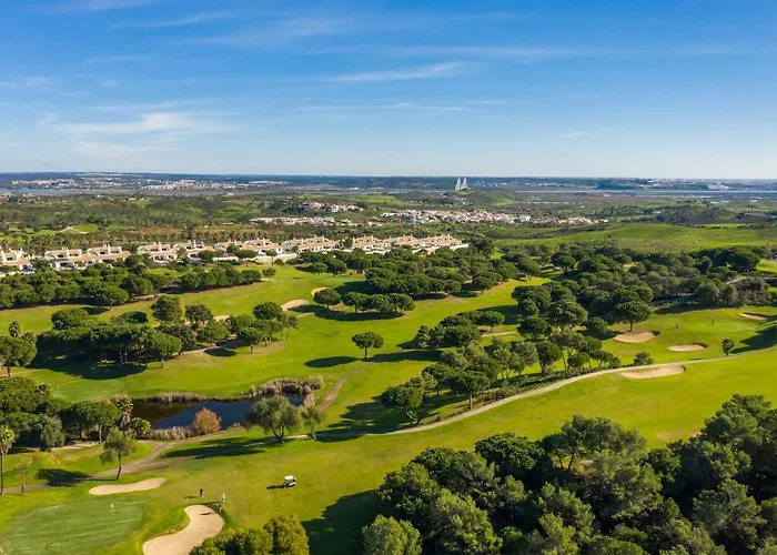 Golfe And Country Club